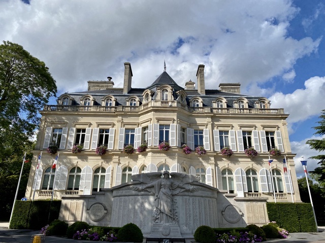 エペルネ市庁舎（Hôtel de Ville d'Epernay）